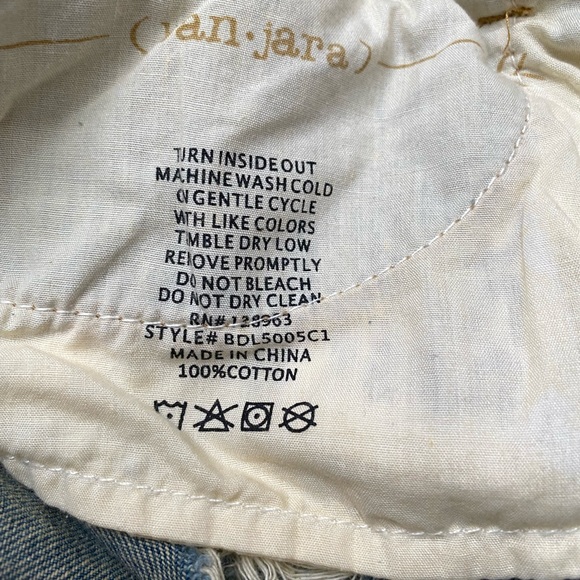 Banjara Denim Pencil Distress Skirt NWT - Picture 4 of 4